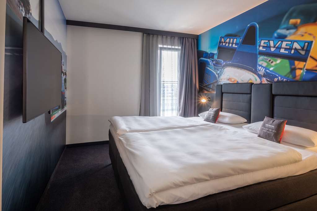 V8 Hotel Koeln At Motorworld Pokoj fotografie